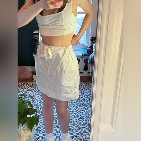 white y2k adjustable tie skirt ✨ - Picture 2 of 4